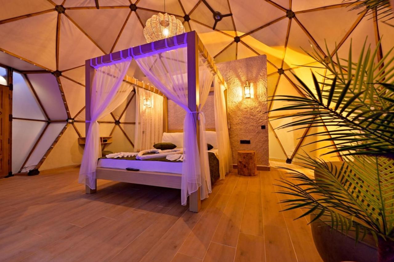 קס Kalkan Dome Suites & Deluxe Hotel מראה חיצוני תמונה