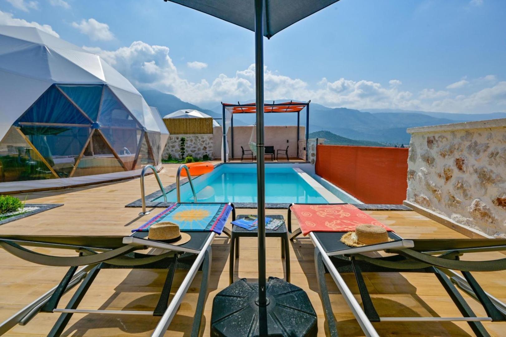 קס Kalkan Dome Suites & Deluxe Hotel מראה חיצוני תמונה
