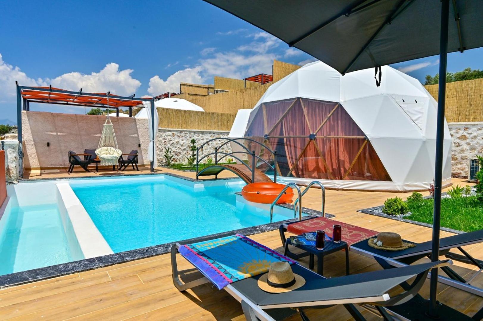 קס Kalkan Dome Suites & Deluxe Hotel מראה חיצוני תמונה